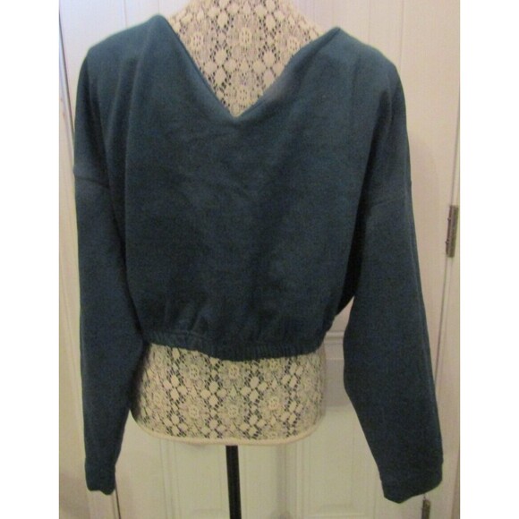 Boohoo Sweatshirt Teal V Neck Oversized Fleece Crop Top Sweater NWT Size 18 - Picture 4 of 6